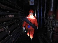 pg电子游戏外景拍摄团队在陕西省彬州市某煤矿井下进行现场拍摄