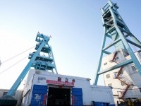 2月10日，pg电子游戏在陕西彬长文家坡矿业进行外景拍摄